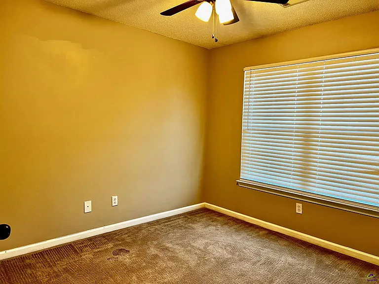 125 Faybrook Dr — Photo 19