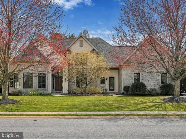 1177 S Bristol Dr, Lititz, PA 17543