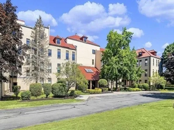 10-302 Foery Dr, Utica, NY 13501