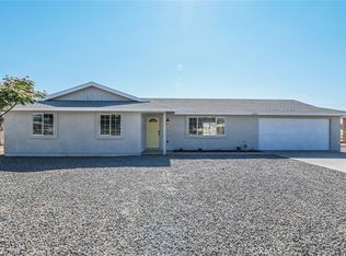 14373 Quinnault Rd, Apple Valley, CA 92307