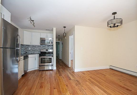 3rd image of 22 Woodbine St #B