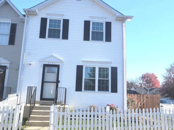 2101 Fort Donelson Ct, Dumfries, VA 22026