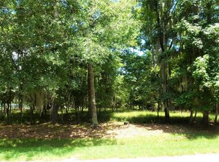 10 Imperial Cir, Coldspring, TX 77331