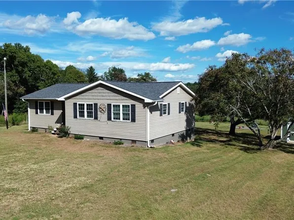 605 Liberty School Rd, State Road, NC 28676