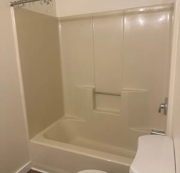 136 Maple Ave #B — Photo 11
