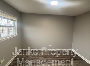 2123 119th St APT 14, Blue Island, IL