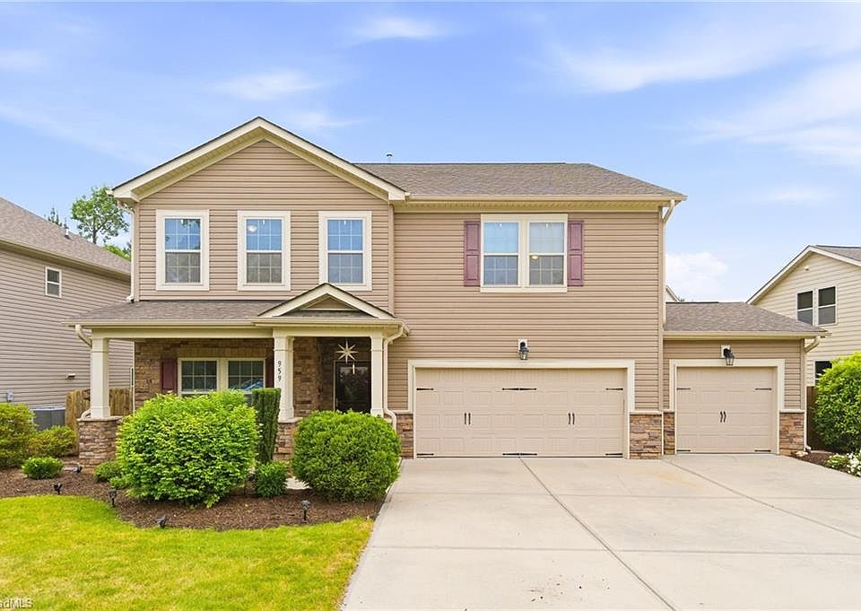 1st image of 959 Longleaf Pine Pl