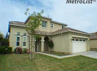 8032 Goldenleaf Way, Sacramento, CA 95829