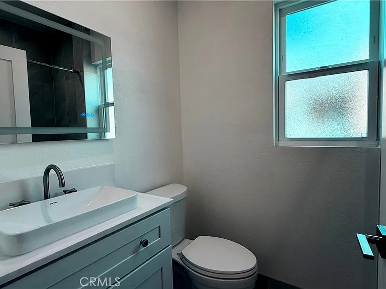 423 S Citrus Ave — Photo 30