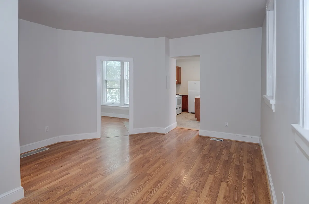 Building Photo - 1628 S 3rd St #2
