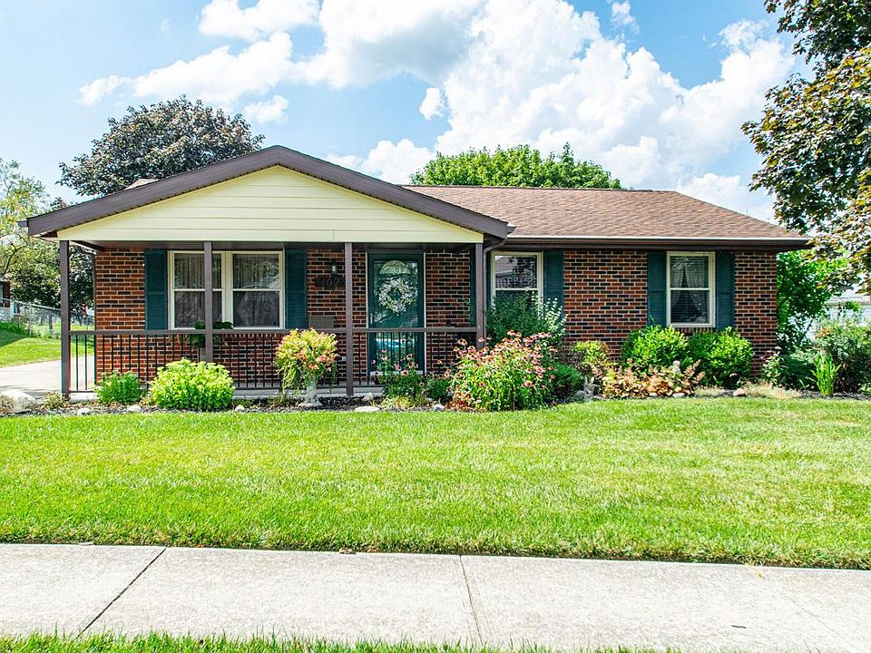 1st image of 1023 Rosewood Dr