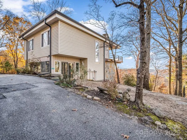 104 Little Falls Dr, Tryon, NC 28782