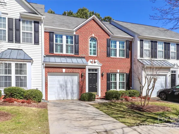 128 S Arcadian Way, Mooresville, NC 28117