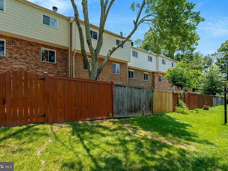 7065 Leewood Forest Dr — Photo 58