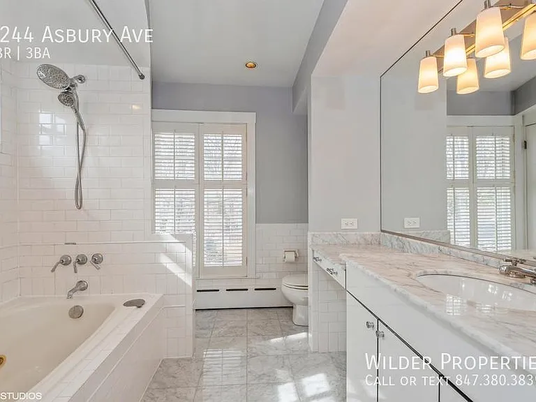 2244 Asbury Ave — Photo 7