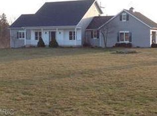 13695 Northpointe Dr, Grand Rapids, MI 49544