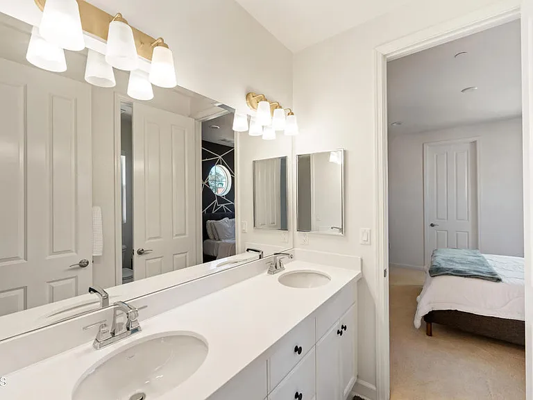 2353 Nicklaus St — Photo 27