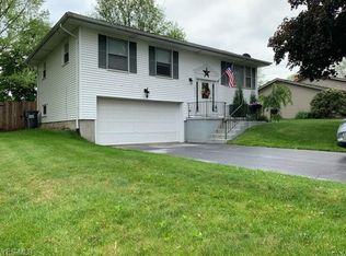 4565 Alderwood Dr, Canfield, OH