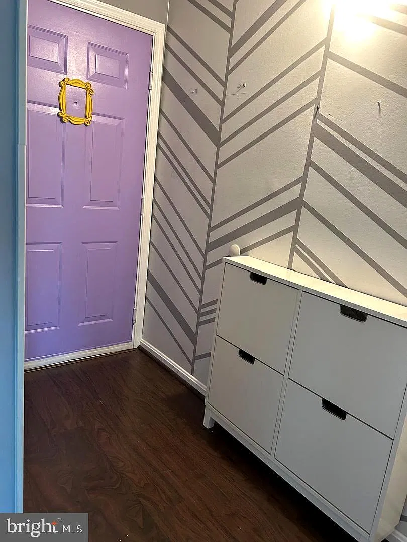 2 bed, 2.0 bath, 1043 sqft, $2,400 — Photo 4
