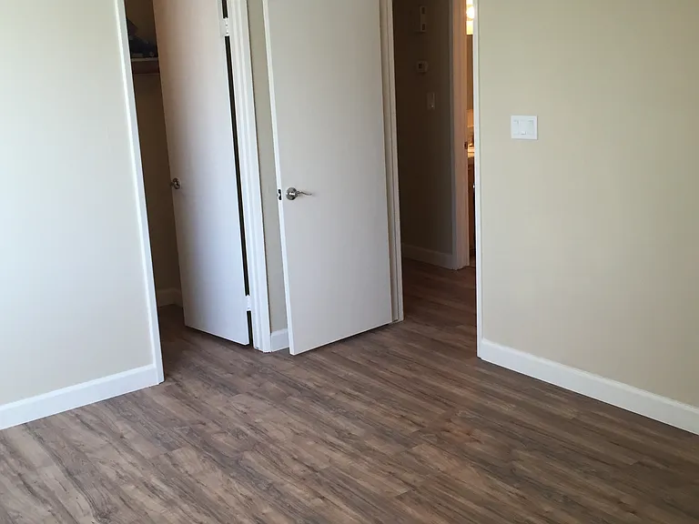 8521 E Portland St — Photo 10