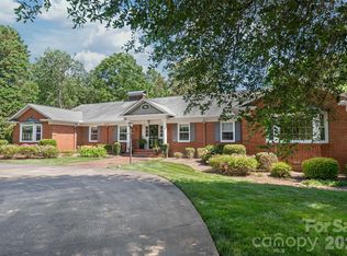301 Fairway Dr, Fort Mill, SC 29715