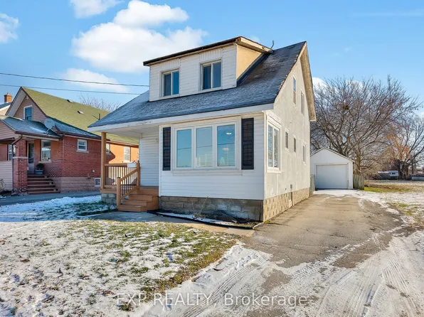 5932 Carlton Ave, Niagara Falls, ON L2G 5J5