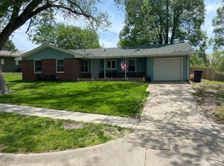 3600 NW Michael St, Lincoln, NE 68524
