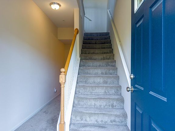 3rd image of 25552 Portico Ln