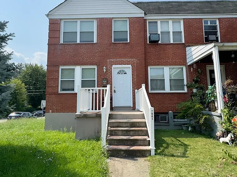 7441 Berkshire Rd — Photo 1