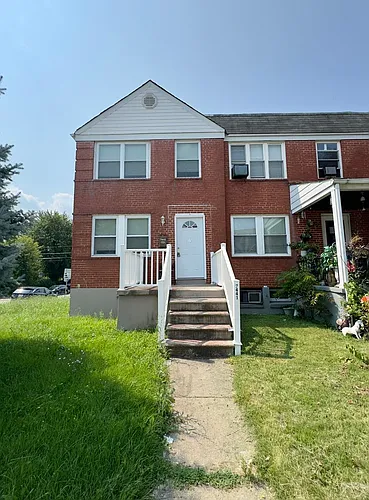 7441 Berkshire Rd Photo 1