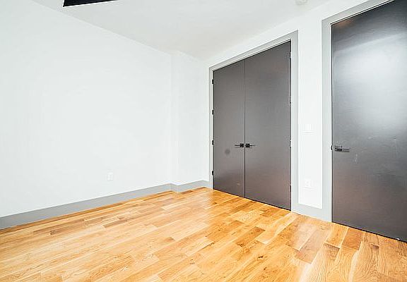 4th image of 675 Grand St APT 4R