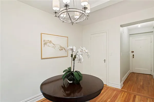 Sold by Private Client Realty | media 25