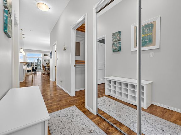 4th image of 10531 117th St NW #410