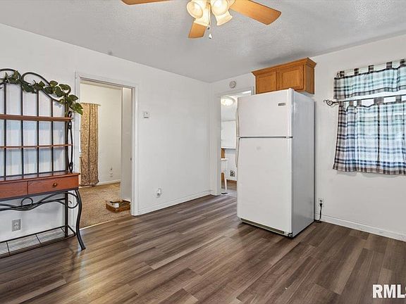 5th image of 413 E Elm St