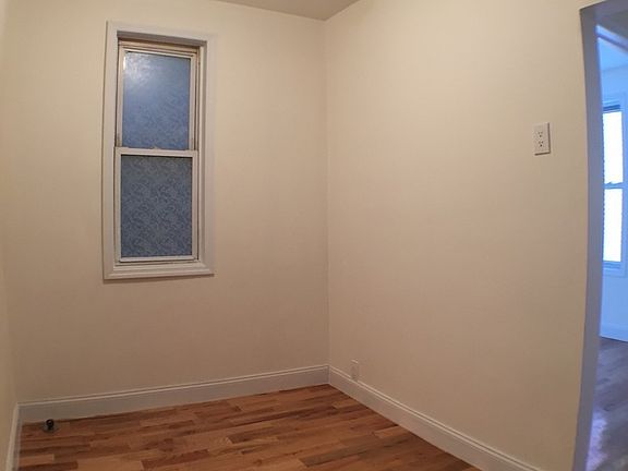 4th image of 5020 41st St