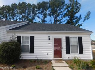 100 Christopher Ct, Havelock, NC 28532
