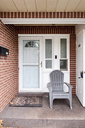 50 Eden Park Dr Photo 1