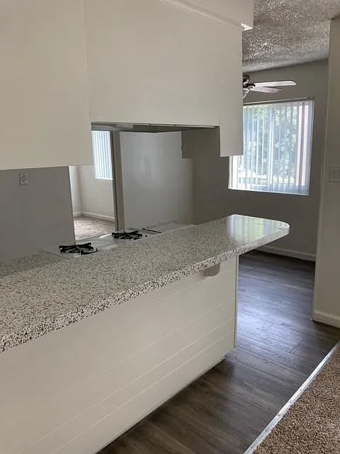 Building Photo - 8202 Ashgrove Dr #13