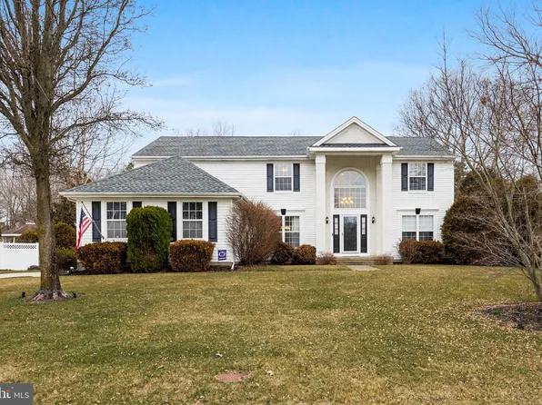 1836 Cornus Ct, Williamstown, NJ 08094
