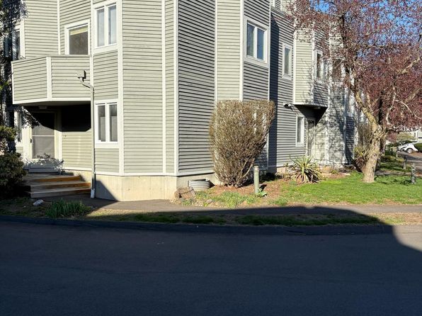 1410 Whitney Ave APT D1
