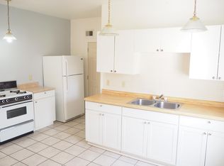 515 Maple St #5, Manistee, MI 49660