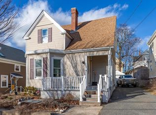 20 9th St, Providence, RI 02906