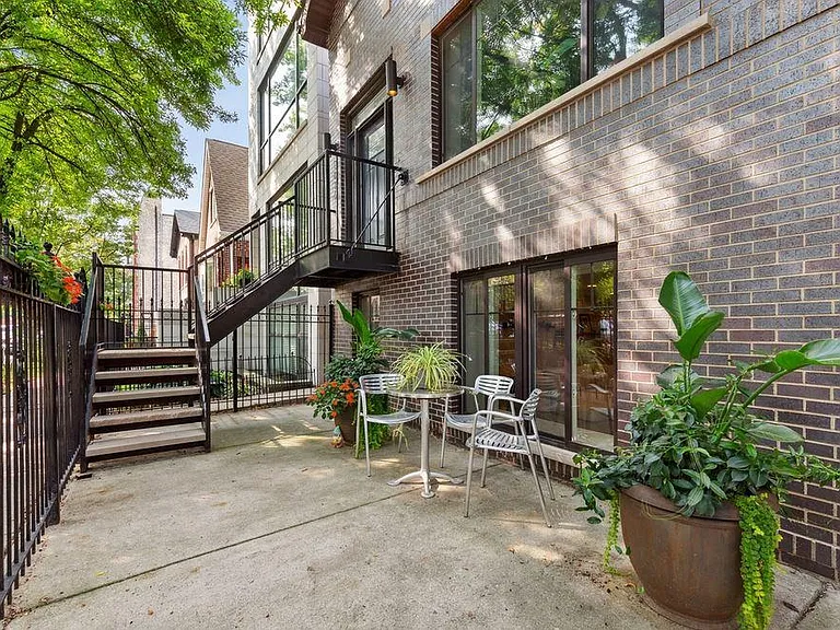 1836 W Rice St — Photo 12