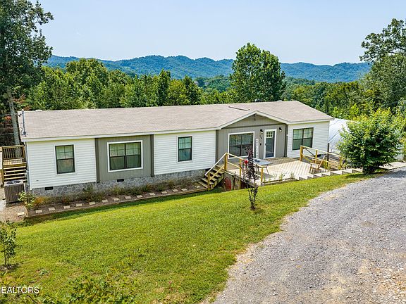 2nd image of 126 Gregory Ln