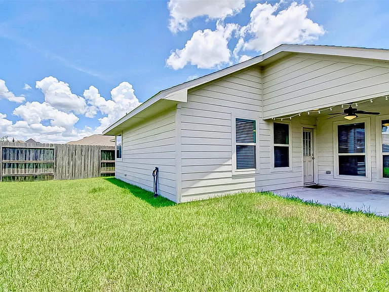18802 Majestic Vista Ln — Photo 20