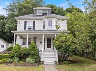 33 Moffatt Rd, Salem, MA 01970