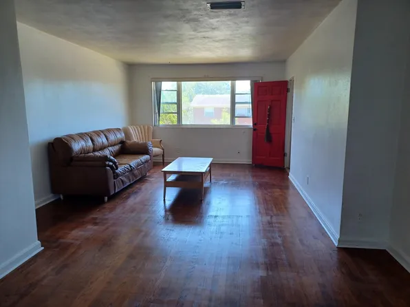 5451 Cresta Way APT 4, Jacksonville, FL 32211