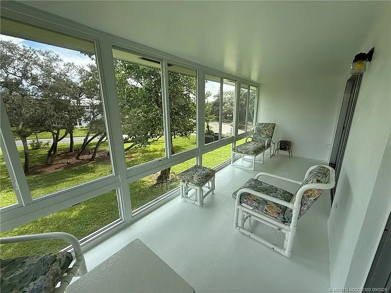 2929 SE Ocean Blvd #8 — Photo 11