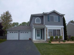 1548 Golden Oaks Pkwy, Aurora, IL 60506