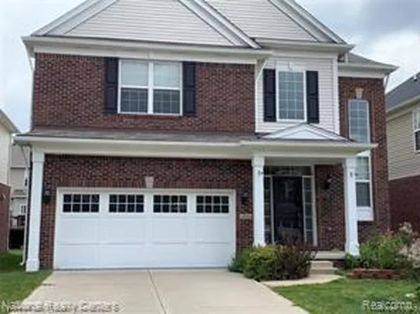 45303 Bartlett Dr, Novi, MI 48377